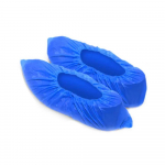 Sur-chaussure bleue ou blanche en polypropylène 